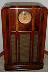 1937 Sears Silvertone M-4485 Console Radio