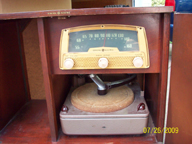 GE Model 749 Radio, Dial and changer