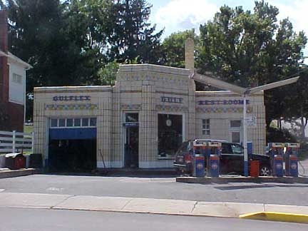 Dunkels Gulf Gas Station in Bedford, Pennsylvania