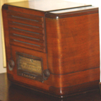General Marshalls Model 6368 Silvertone Radio