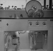 Insink Dishwasher with garbage disposal