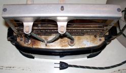 Toastolator Model J Cover Off, Showing Cord